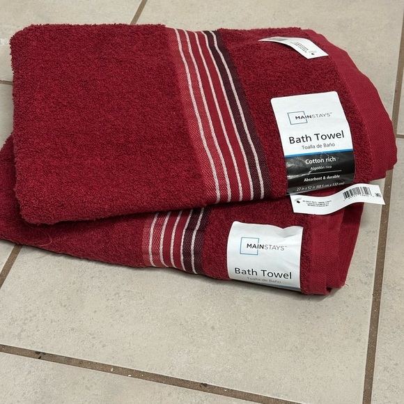 Mainstays‎ Red 2 Bath Towels cotton rich - Picture 1 of 3